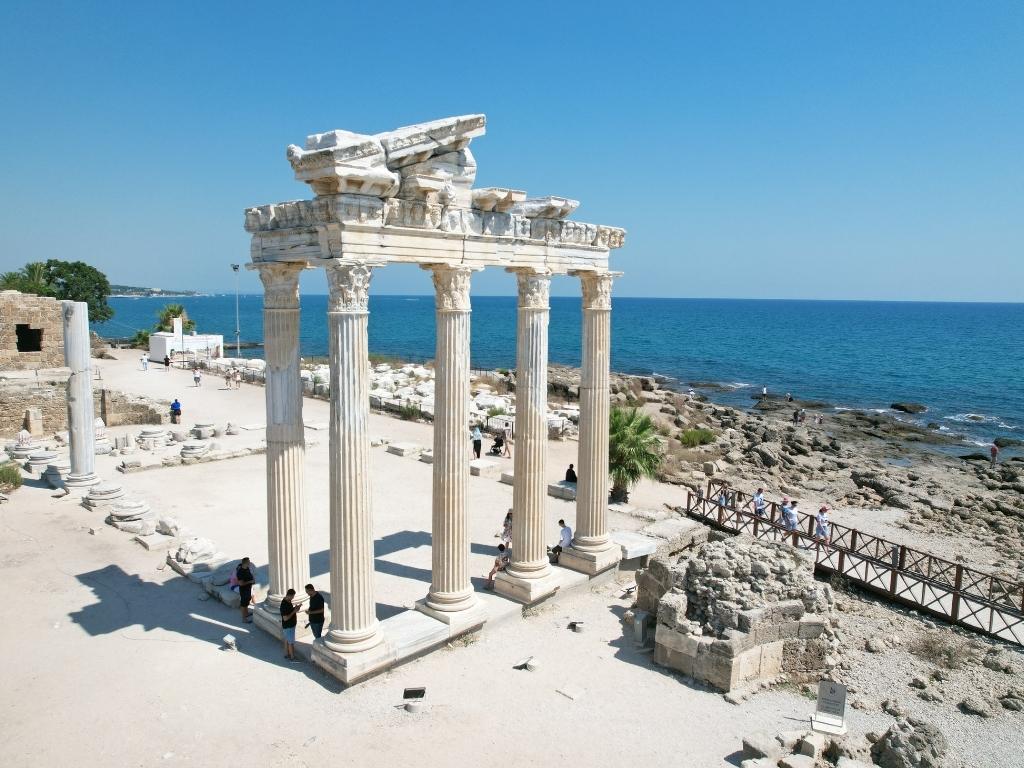 TEMPLE OF APOLLO