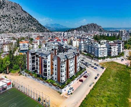 Spacious Apartment in a Prestigious Residence in Hurma, Antalya