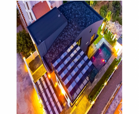 RENOVATED DESIGN VILLA IN DÖŞEMEALTI