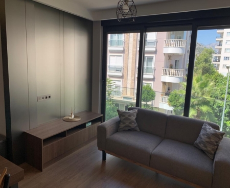 Antalya Konyaaltı Liman 2+1 Furnished Apartment – Luxury & Central