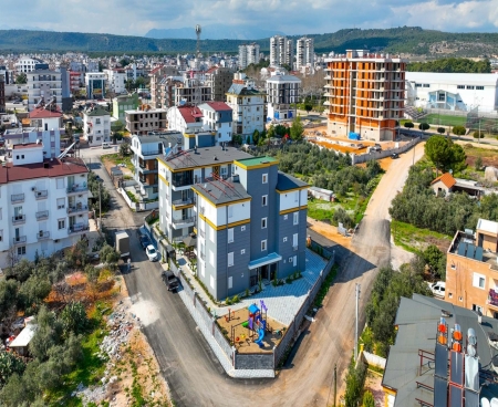 Квартира в уютном семейном комплексе в Анталии