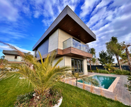 Ultra Luxury Villas with Private Pool in Silivri