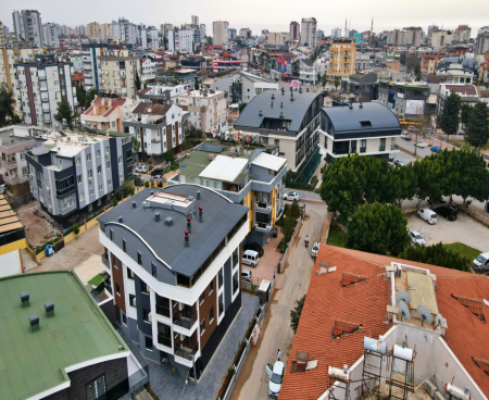 FLATS WITH VARIOUS LOCATIONAL PLANS IN A NEW COMPLEX IN LARA