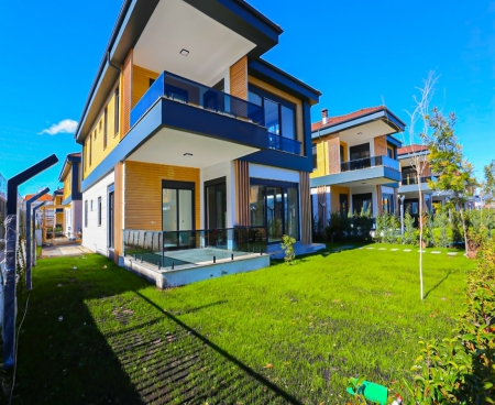LARGE CITIZENSHIP VILLA IN DOSEMEALTI